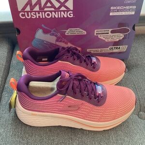 Skechers Women's Max Cushioning Elite 2.0 - Alaura Athletic Running Sneakers